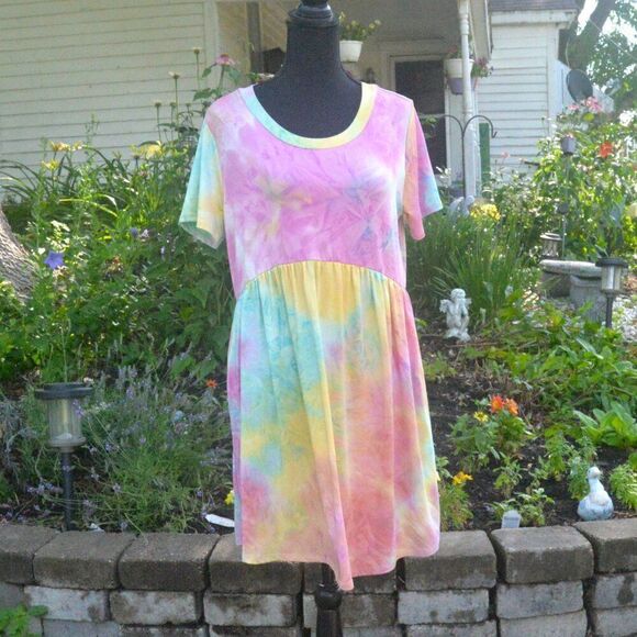 Haptics by Holly Harper Dresses & Skirts - Haptics by Holly Harper Tie Dyed Short Sleeve Dress New